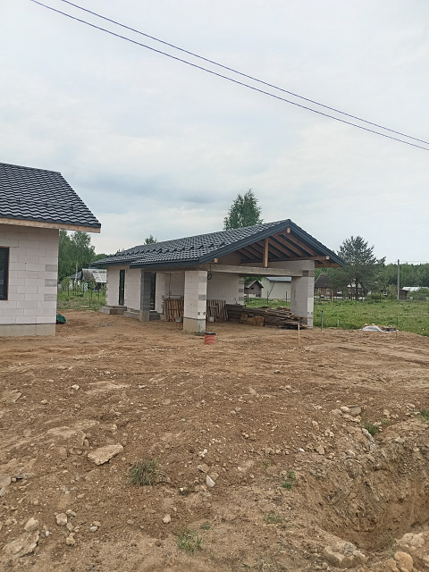 Хозблок и гараж